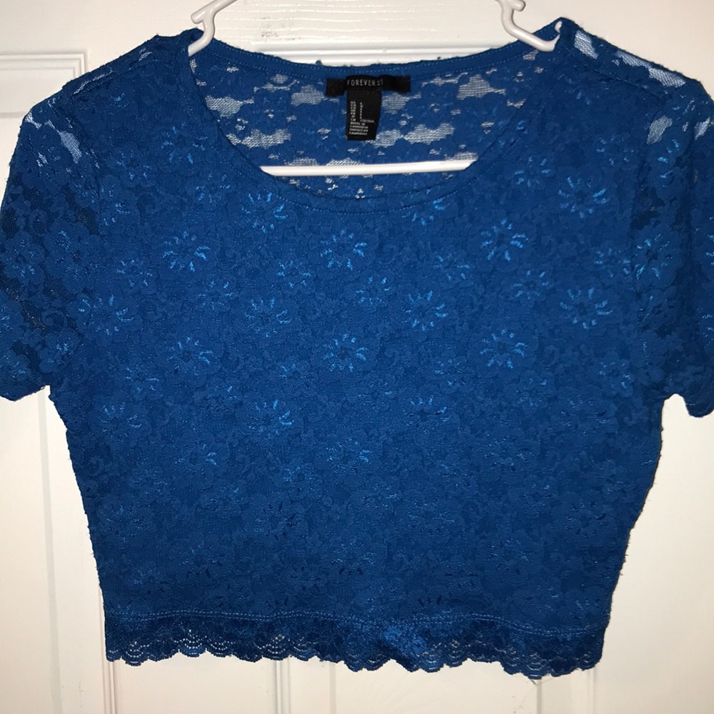 Crop top